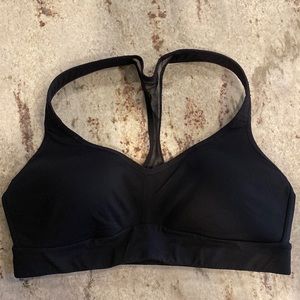 Lululemon black sports bra size 8